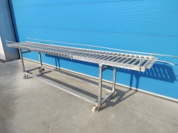 Mobile s/s roller conveyor 3.8 meter 